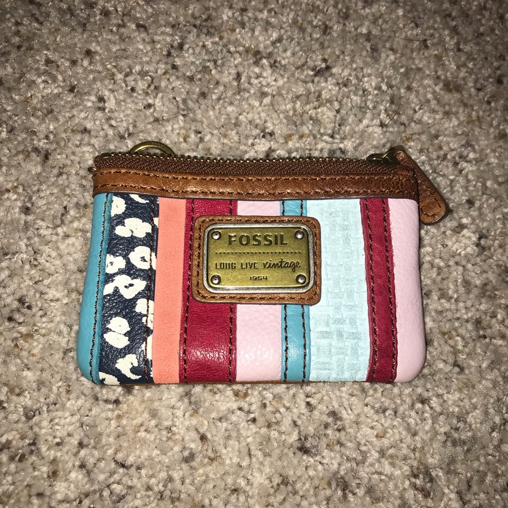 Fossil small travel clutch